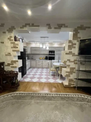 Продається велика квартира в Києві, Солом'янський район
