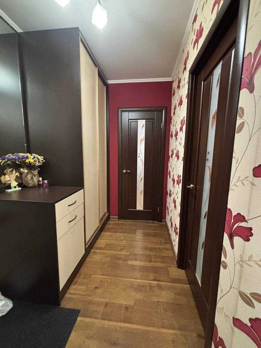 I will sell a beautiful 2-room apartment in Rabochaya, Kirova, Zeleniy Gai