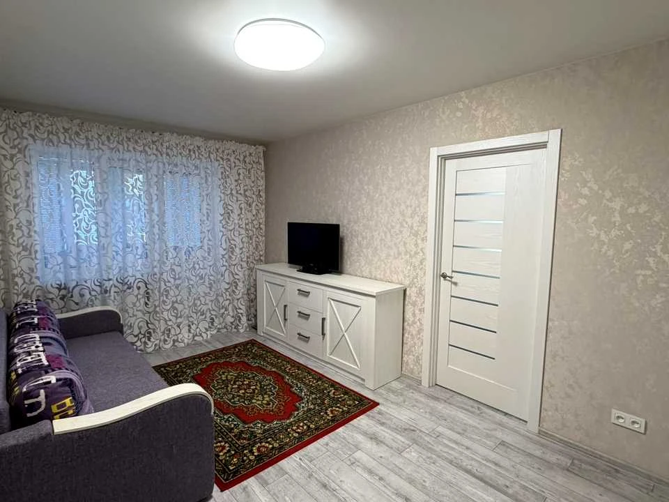 Apartment. Dnipro, Vasyl Gruntenska Street