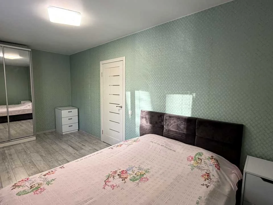 Apartment. Dnipro, Vasyl Gruntenska Street