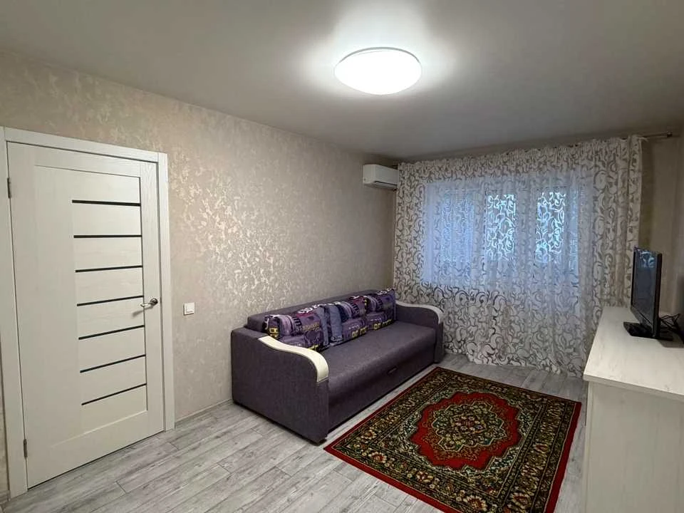 Apartment. Dnipro, Vasyl Gruntenska Street