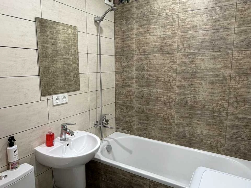 Apartment. Dnipro, Vasyl Gruntenska Street