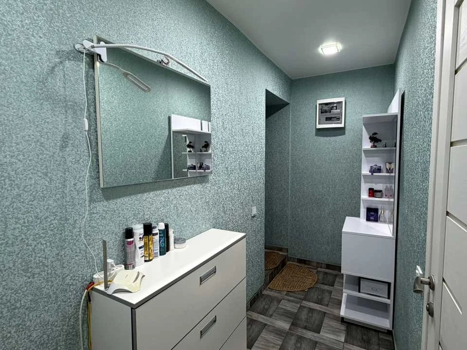 Apartment. Dnipro, Vasyl Gruntenska Street