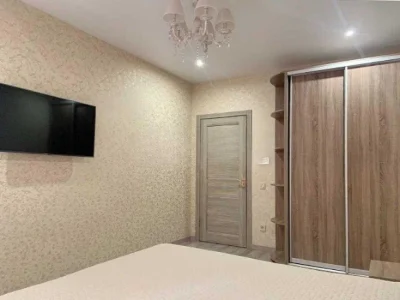 Modern 1-bedroom apartment for sale in Lebedinoye residential complex