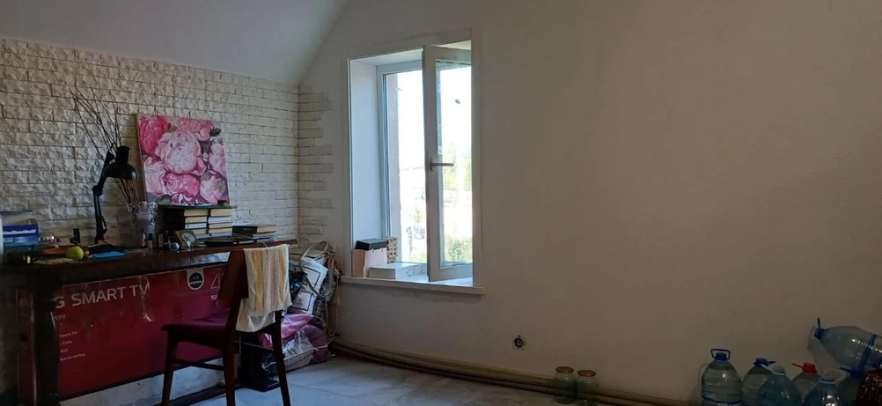 Продається будинок 285 м² Левобережна ділянка 10 соток Район ТРЦ «Караван»