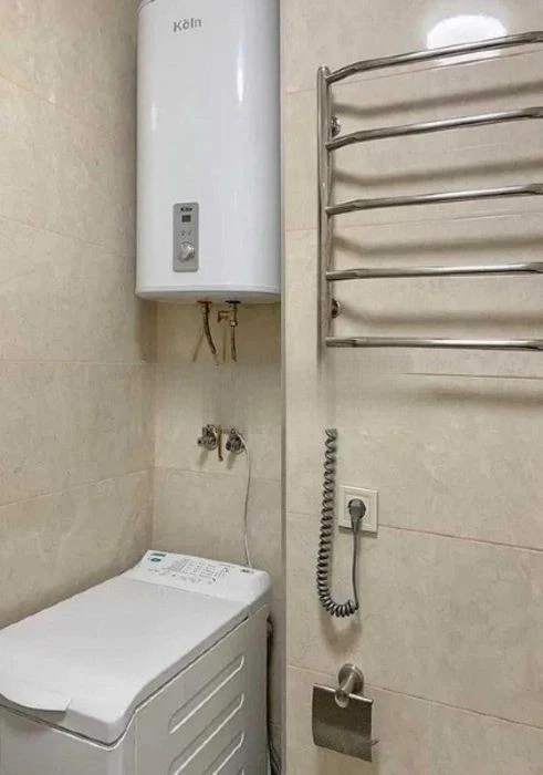 Modern 1-bedroom apartment for sale in Lebedinoye residential complex