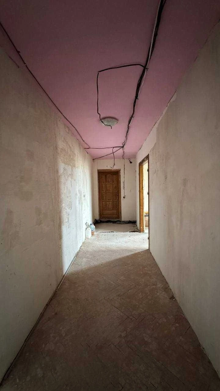 Sale of a 3-room apartment near the lake