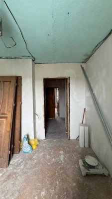 Sale of a 3-room apartment near the lake