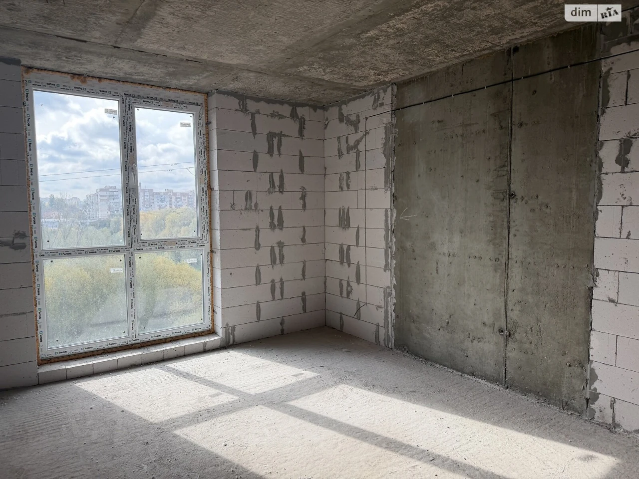 Apartment for Sale - Station District No. 1