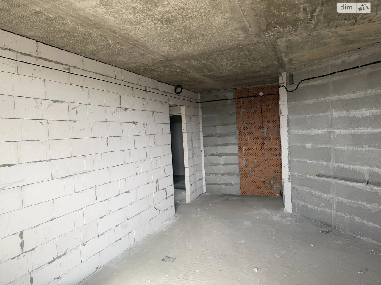 Apartment for Sale - Station District No. 1