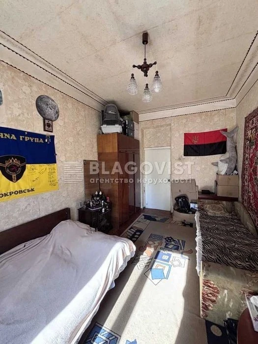 2-room apartment for sale on Dzhokhar Dudayev Street, Solomyansky