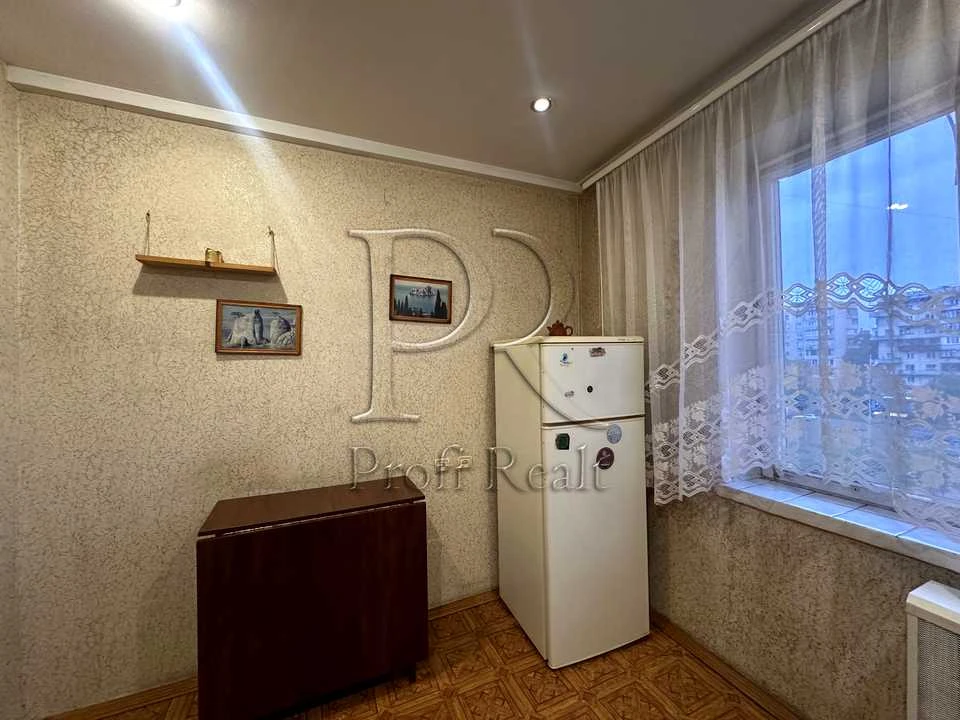 Apartment. Oboninsky Prospect, Kyiv