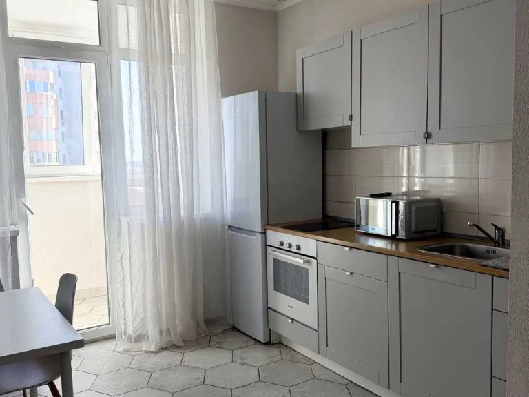 Apartment. Oleńi Pčilky Street, Kyiv