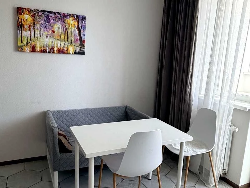 Apartment. Oleńi Pčilky Street, Kyiv