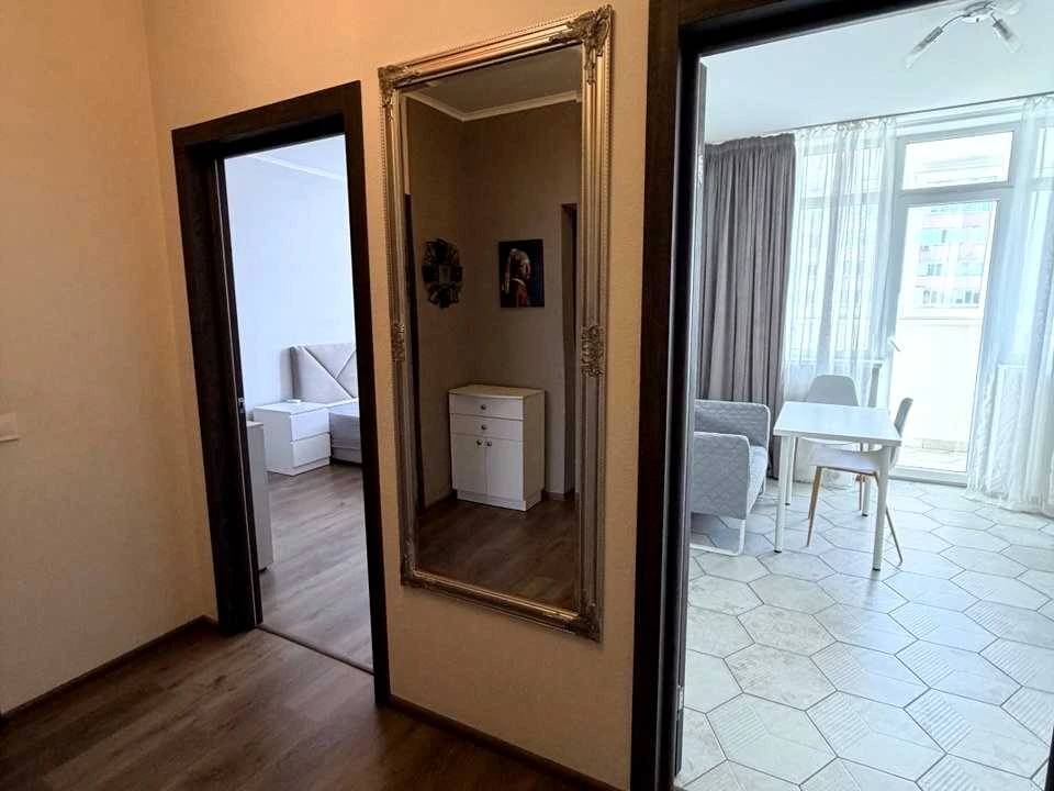 Apartment. Oleńi Pčilky Street, Kyiv
