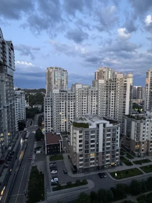 Сдается квартира в ЖК "Подвисоцький".