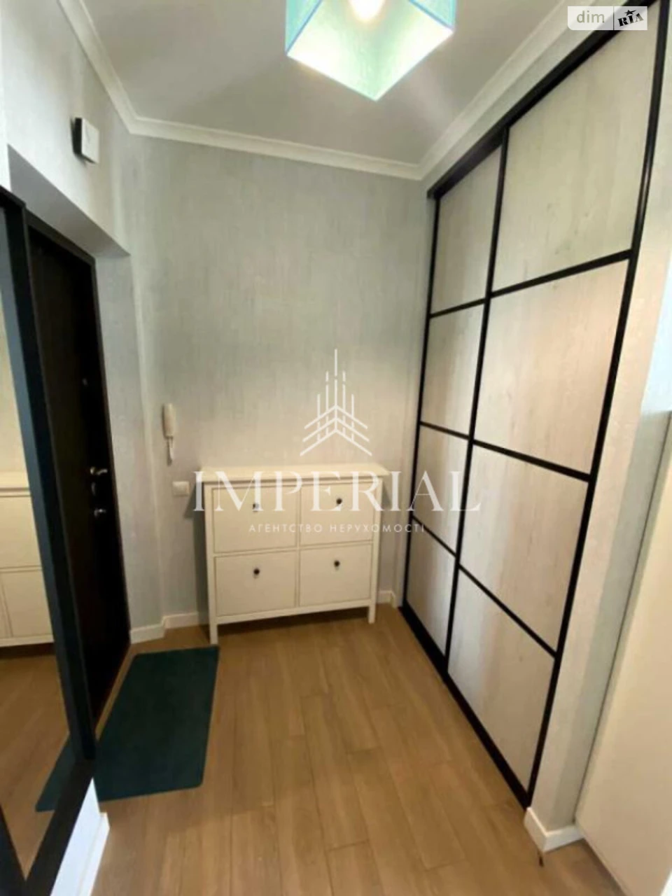 Long-Term Rental Apartment Dniprovsky