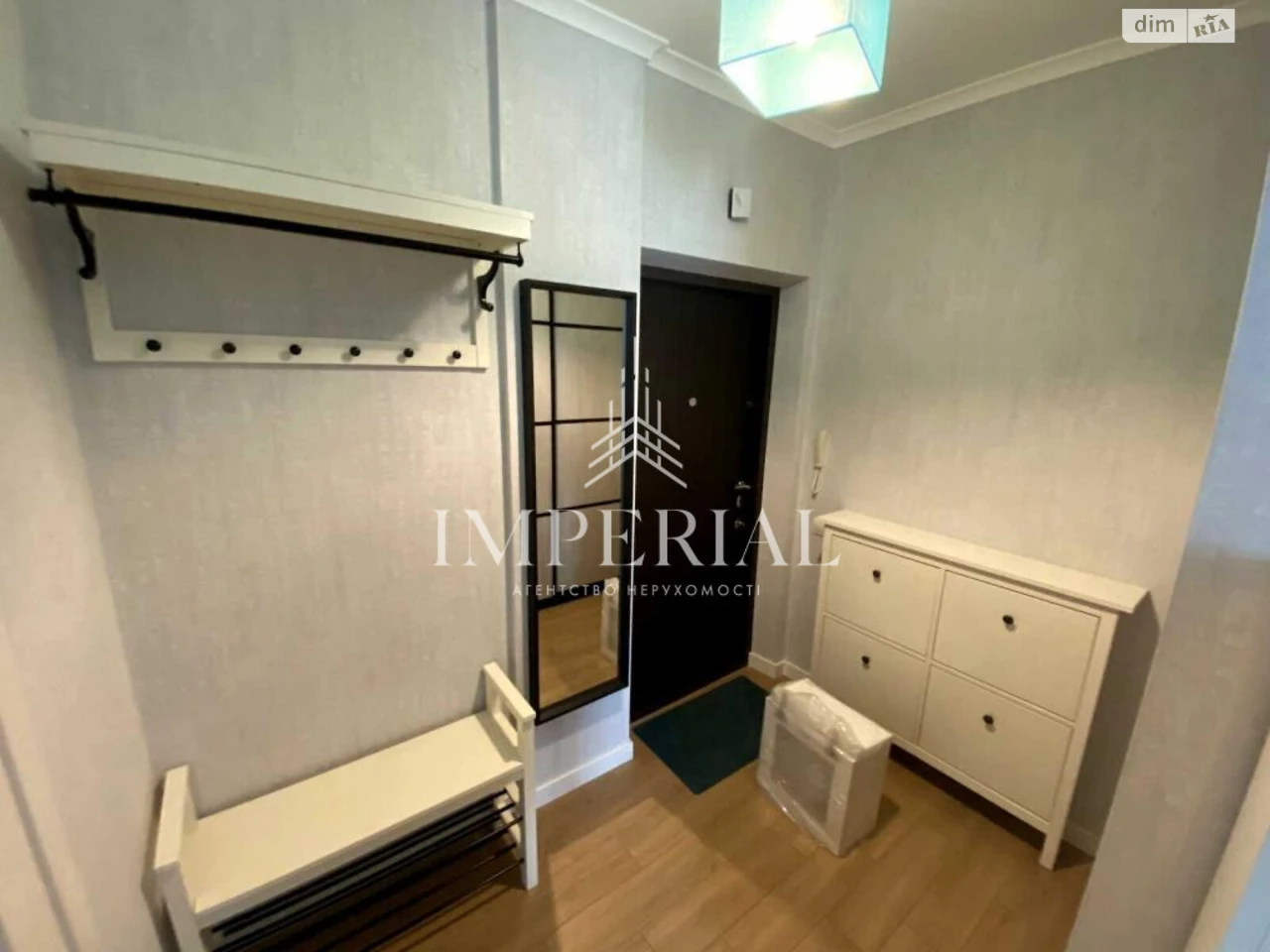 Long-Term Rental Apartment Dniprovsky