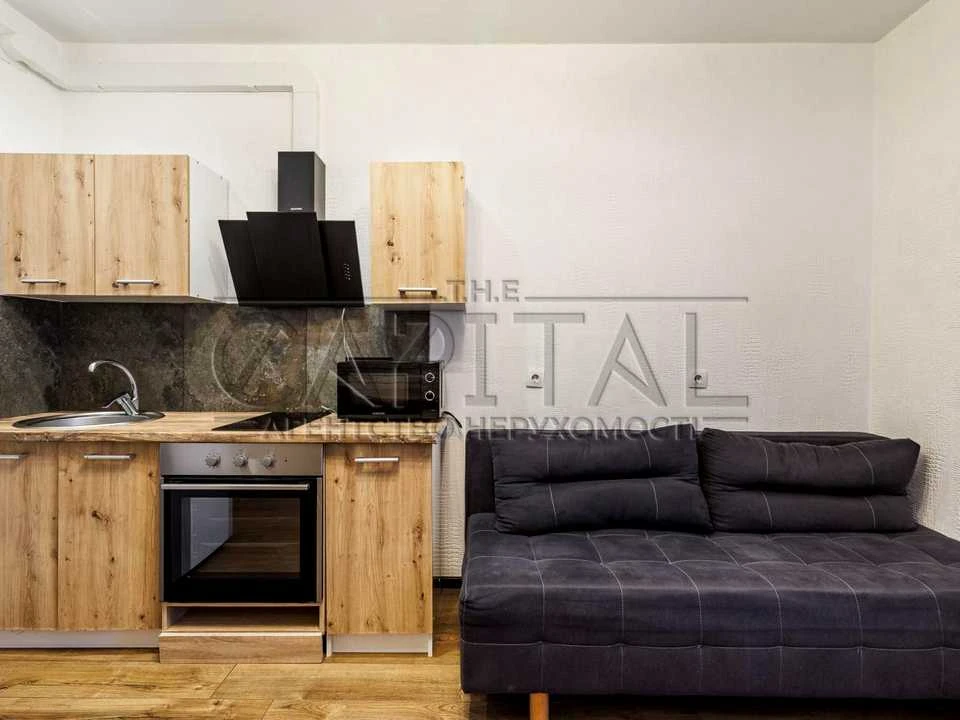 Apartment. Kyiv, Mykilsko-Slobidska St.