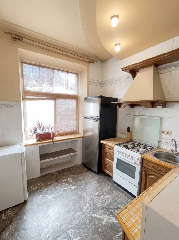 For sale 3 apartment with renovation