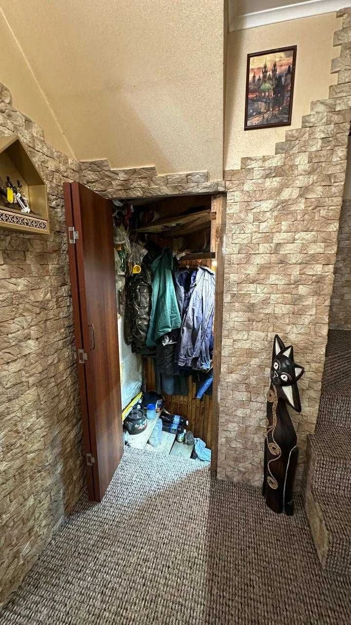 Продаж будинку біля метро Осокорки, Славутич, Котел, Ремонт, Сад
