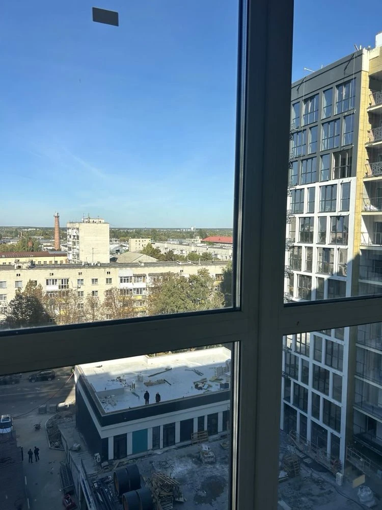 Sale of a 1-bedroom apartment in a new building