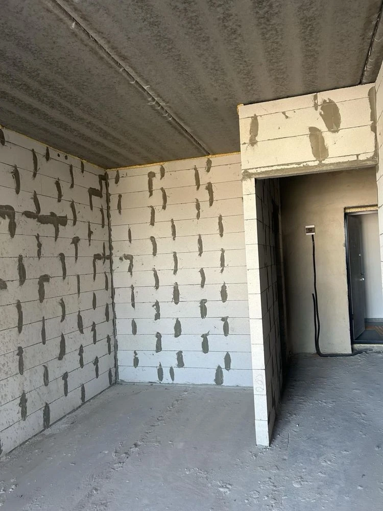 Sale of a 1-bedroom apartment in a new building