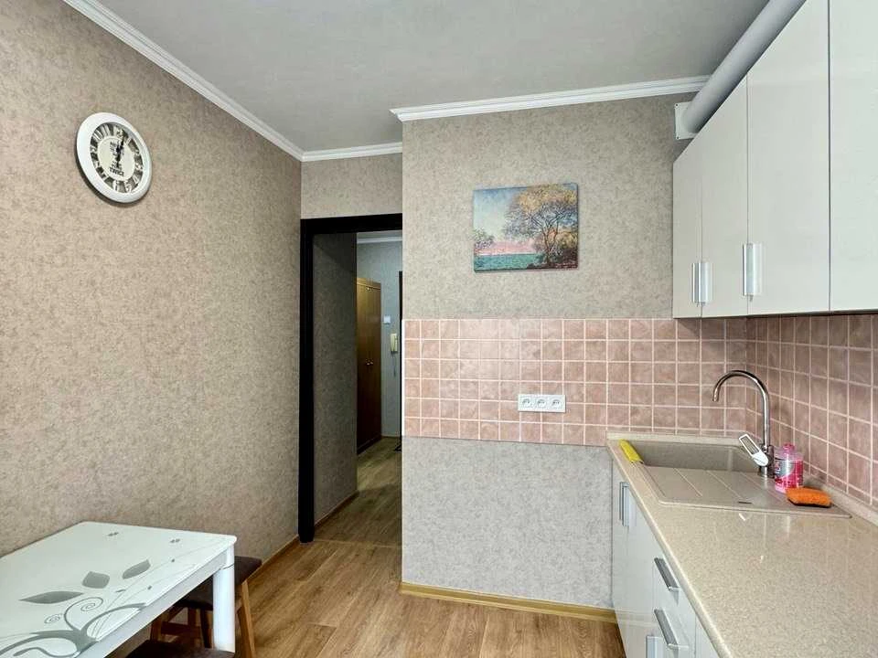 Квартира. Київ, Західна вулиця