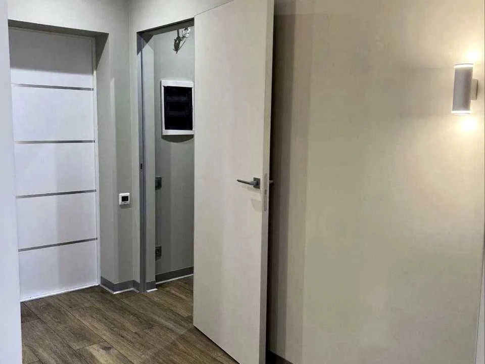 Apartment. Kyiv, Lower Val st.