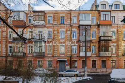 Продаж розкішної дворівневої квартири в центрі Києва | вул.