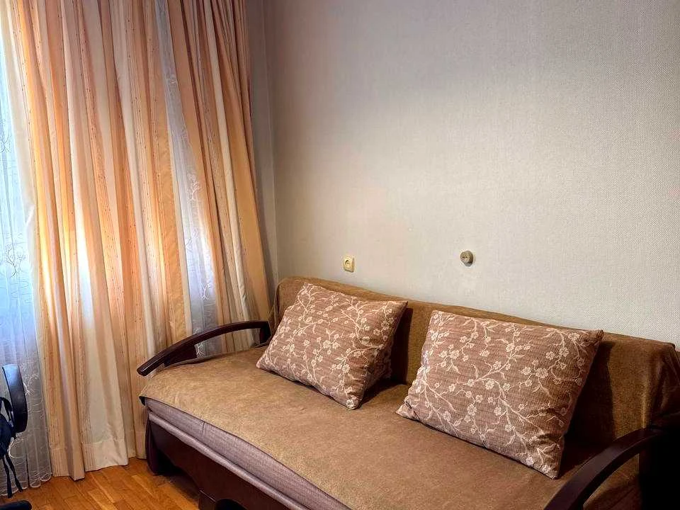 Apartment. Dnipro, Slavy Bulv.