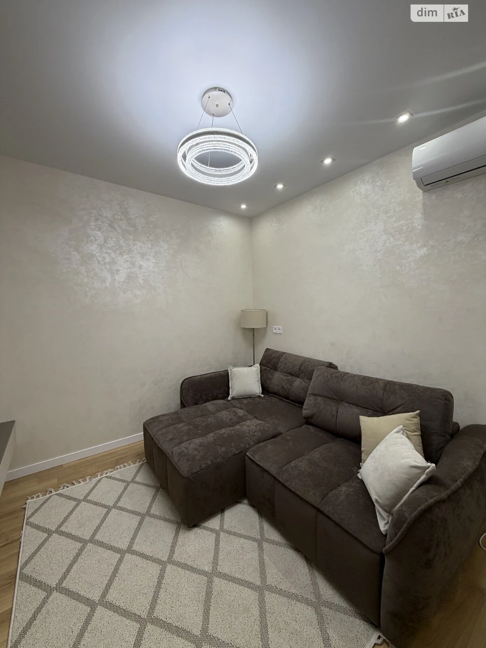 Long-Term Rental Apartment Near Mlyn