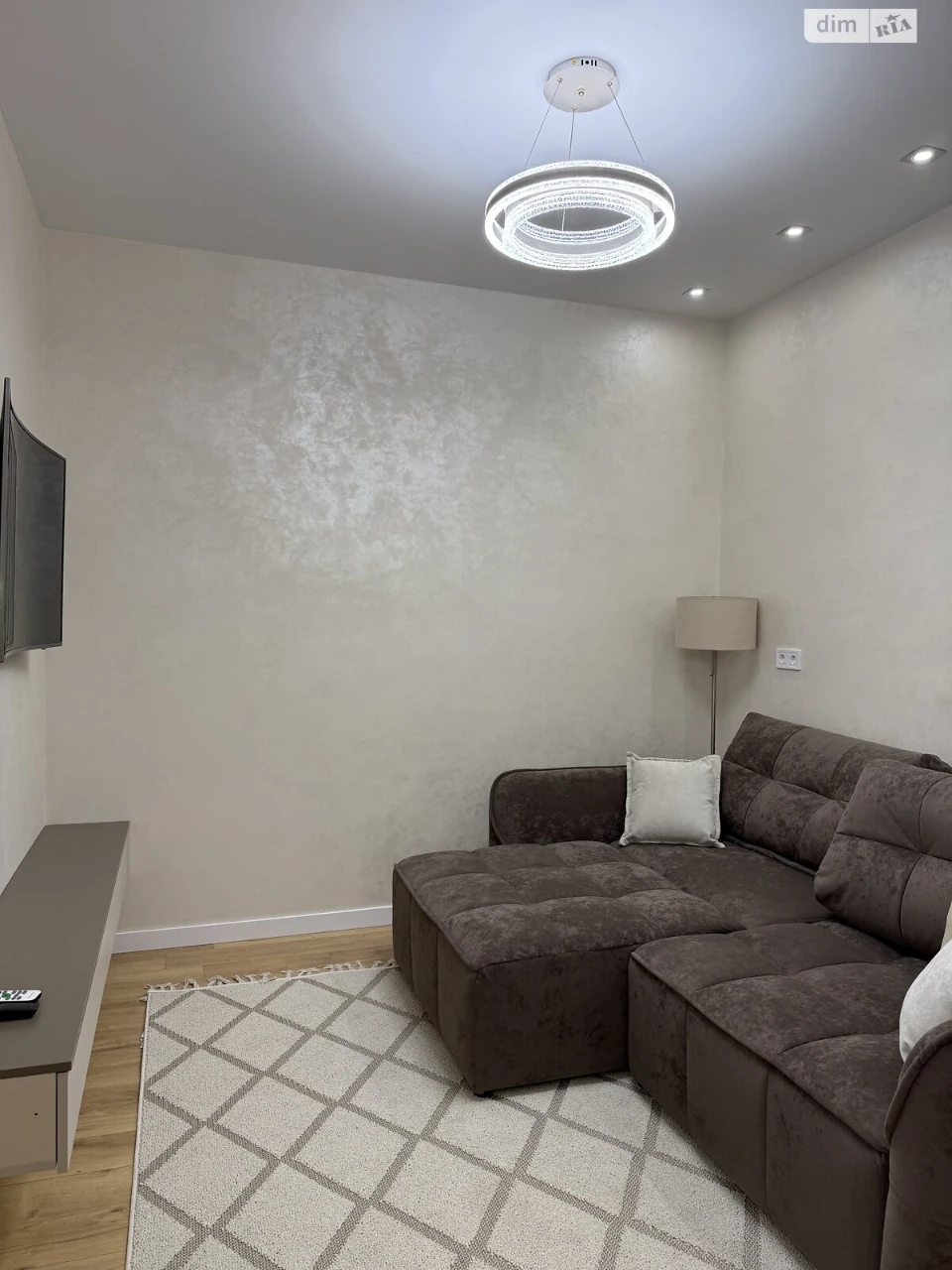 Long-Term Rental Apartment Near Mlyn