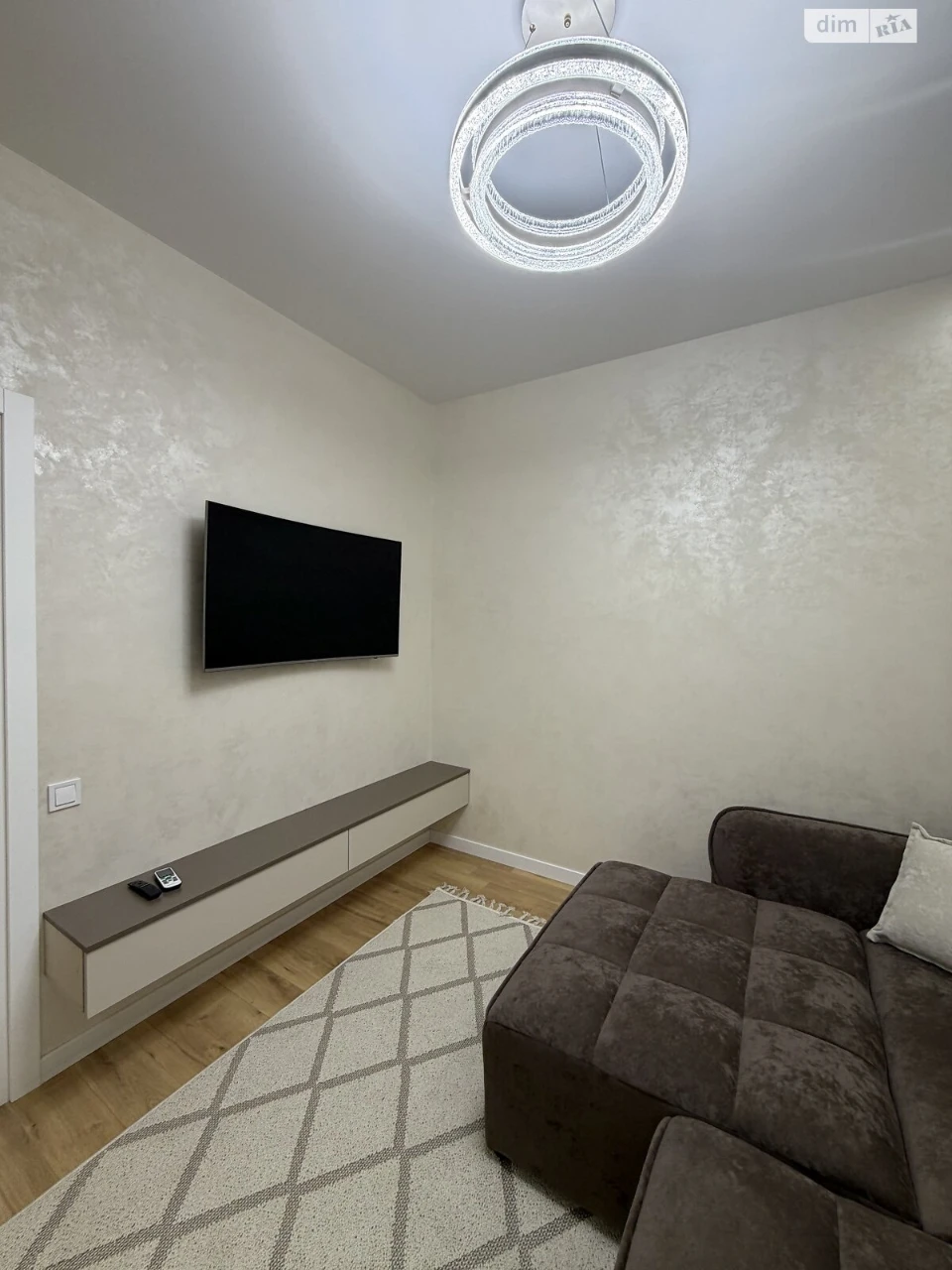 Long-Term Rental Apartment Near Mlyn