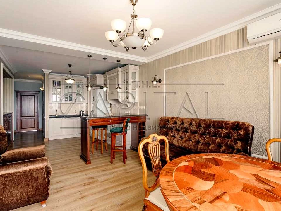 Квартира. Київ, Голосіївський просп.