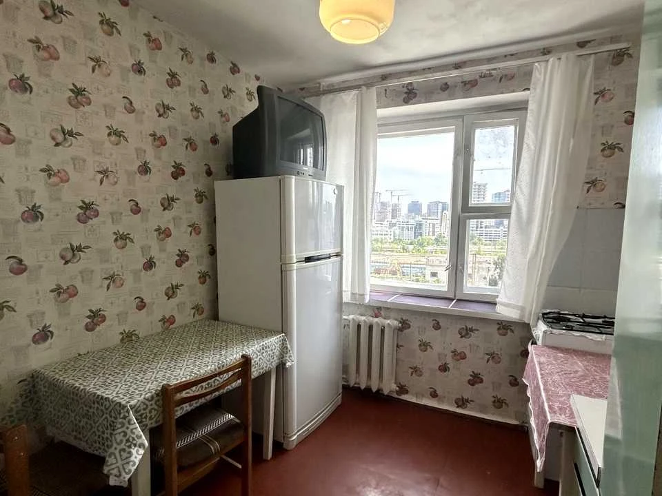 Квартира. Київ, вул. Нововокзальна