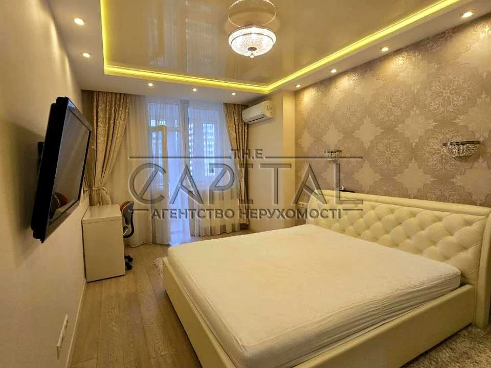 Apartment. Anna Akhmatova Street, Kyiv