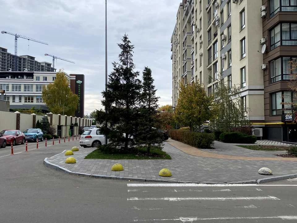 Квартира. Київ, Практична вулиця