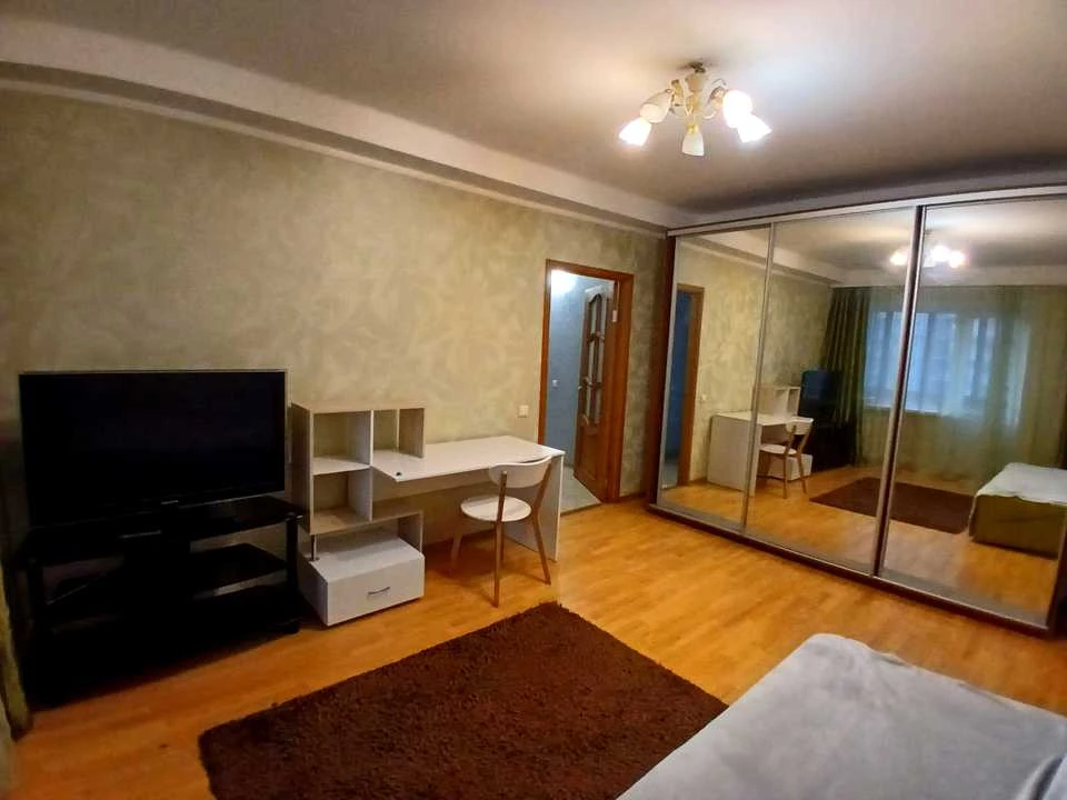 Apartment. Eugene Konovalets Street, Kyiv