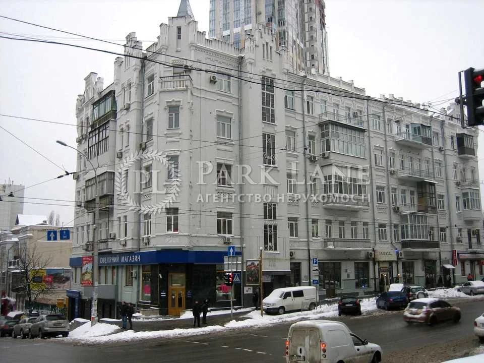 Квартира. Киев, Саксаганского ул.