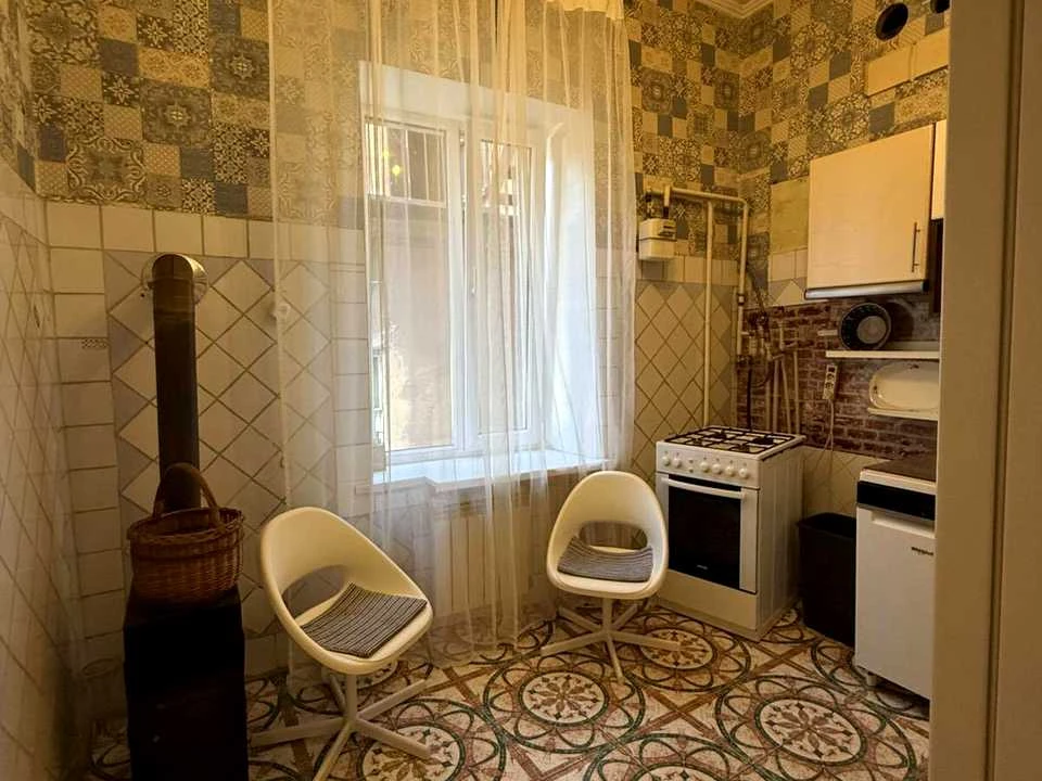 Apartment. Kolontaivska Street, Odessa