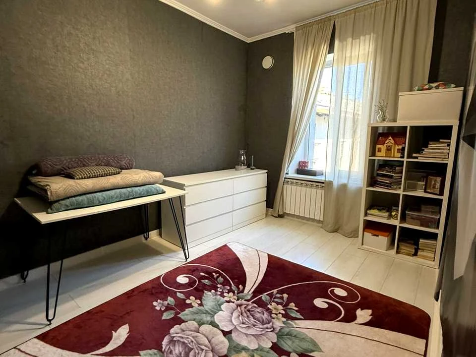 Apartment. Kolontaivska Street, Odessa