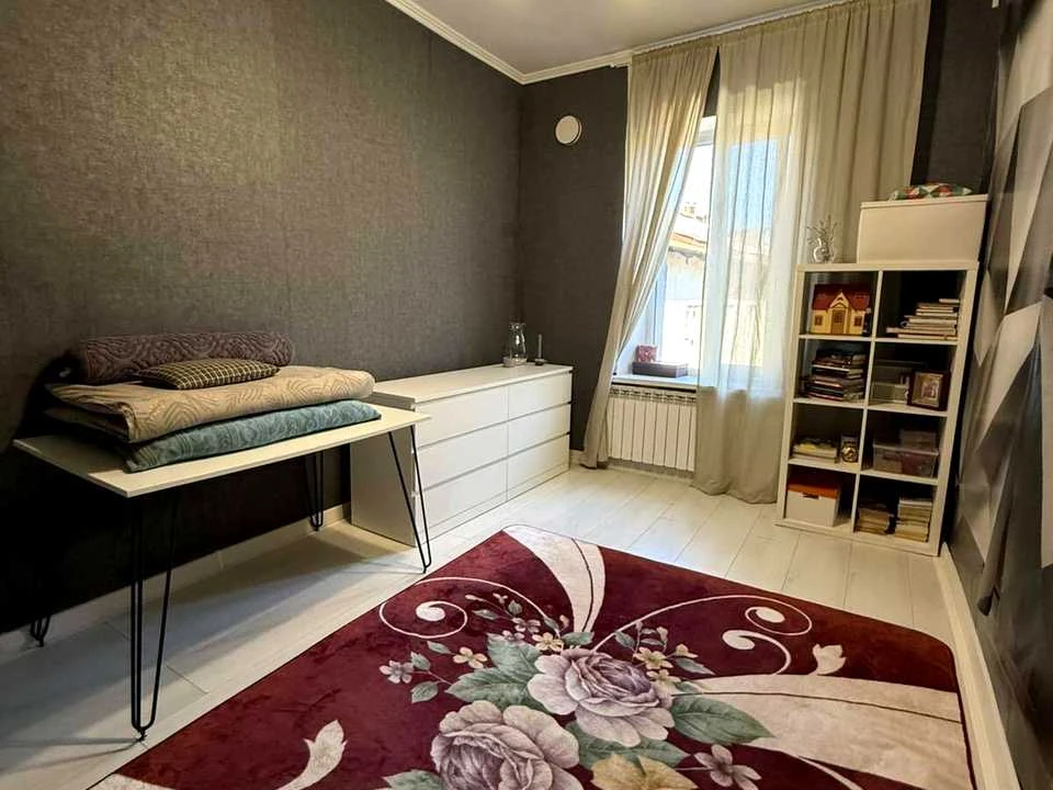 Apartment. Kolontaivska Street, Odessa