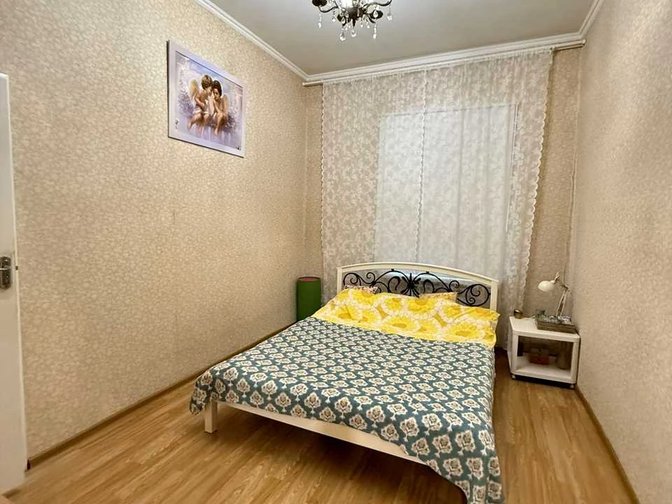 Apartment. Kolontaivska Street, Odessa