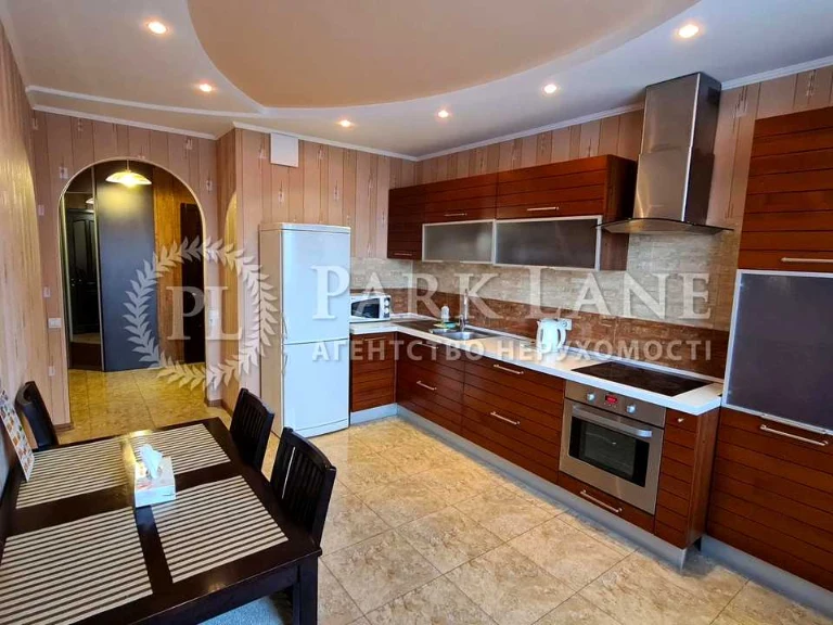 Apartment. Alexander Myshugy Street, Kyiv
