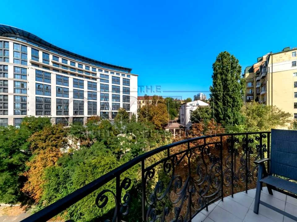Квартира. Київ, вулиця Круглоуніверситетська