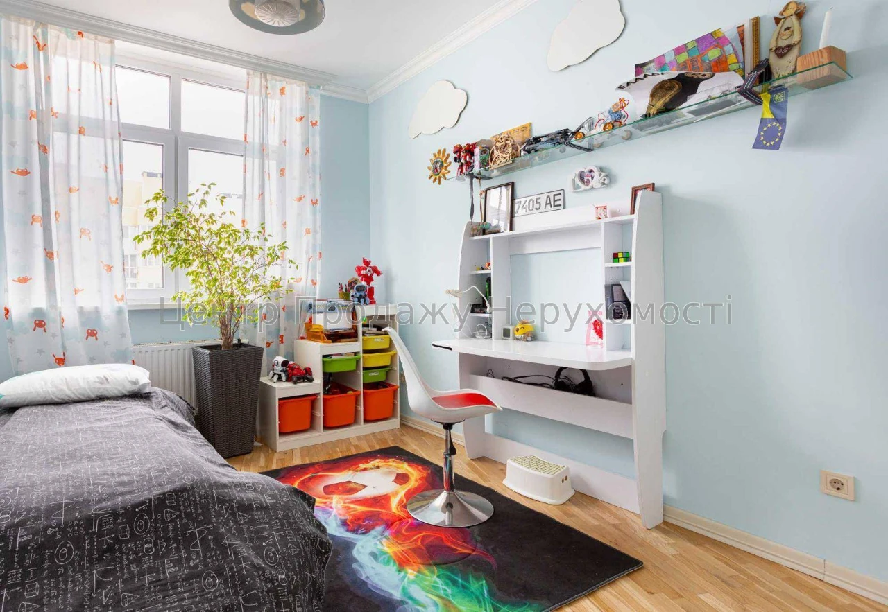 Продаж квартири в ЖК Яскравий, Київ 4 кімн. 23/25 пов.