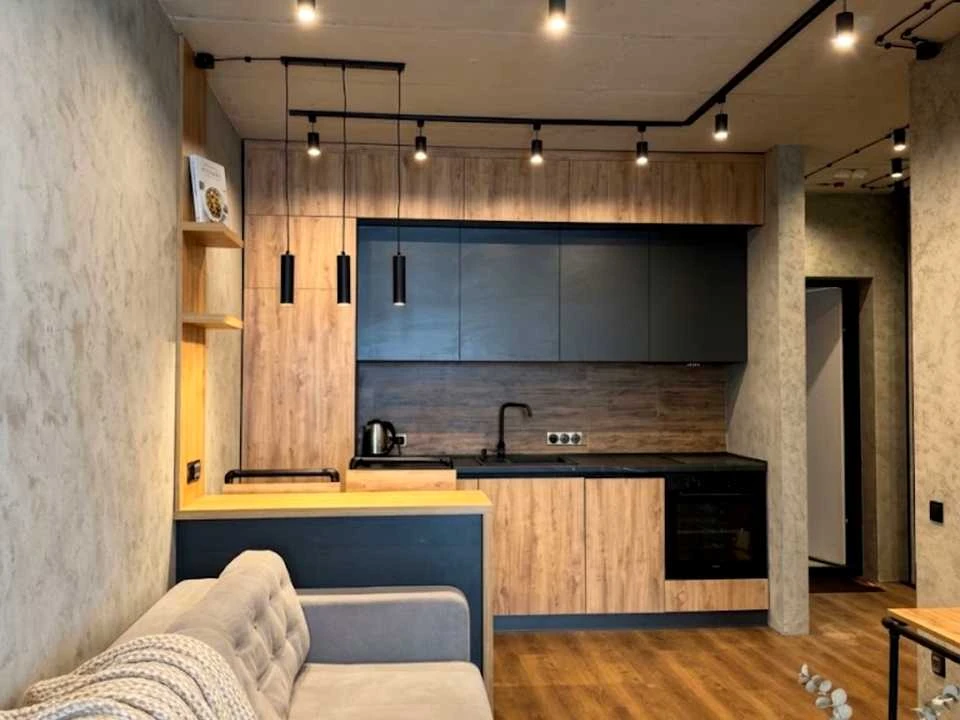 Apartment. Zarychna st.