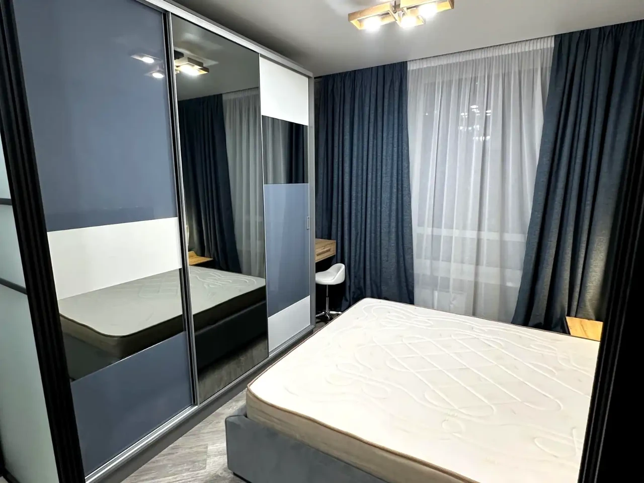 Оренда квартири 1-кімн. 55 м² 10/26 пов.