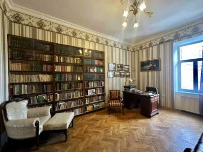 Квартира. Львів, вулиця Івана Верхратського